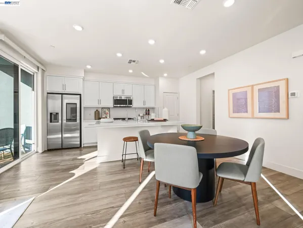 $1,120,000 | 3265 Internet Common, Unit 1000, Fremont, CA 94538