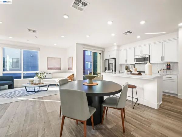 $1,120,000 | 3265 Internet Common, Unit 1000, Fremont, CA 94538