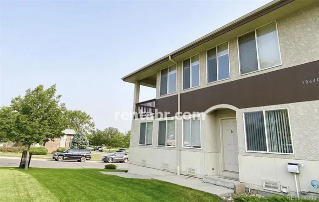 $2,250 | 10640 West 12th Lane, Unit A, Lakewood, CO 80215