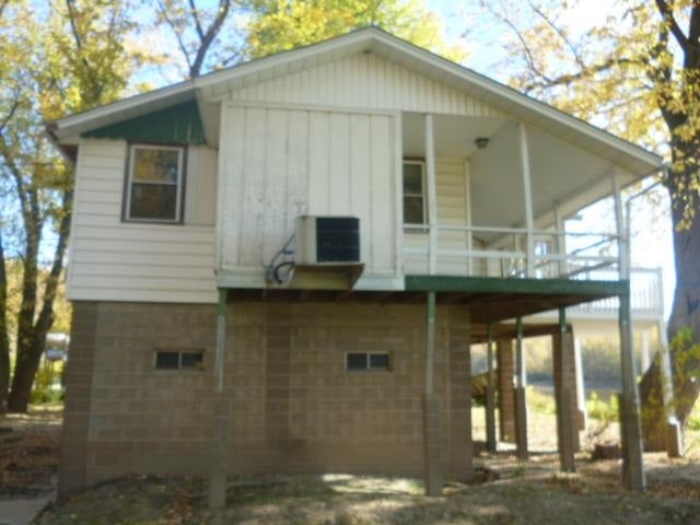 2002 River Road Muscatine, IA 52761 - Photo 4 of 20 Gallery Image 4