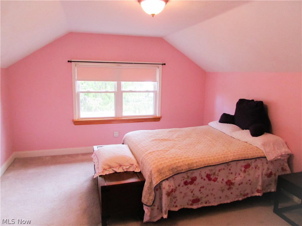 4611 Snow Road Cleveland, OH 44134 - Photo 26 of 35