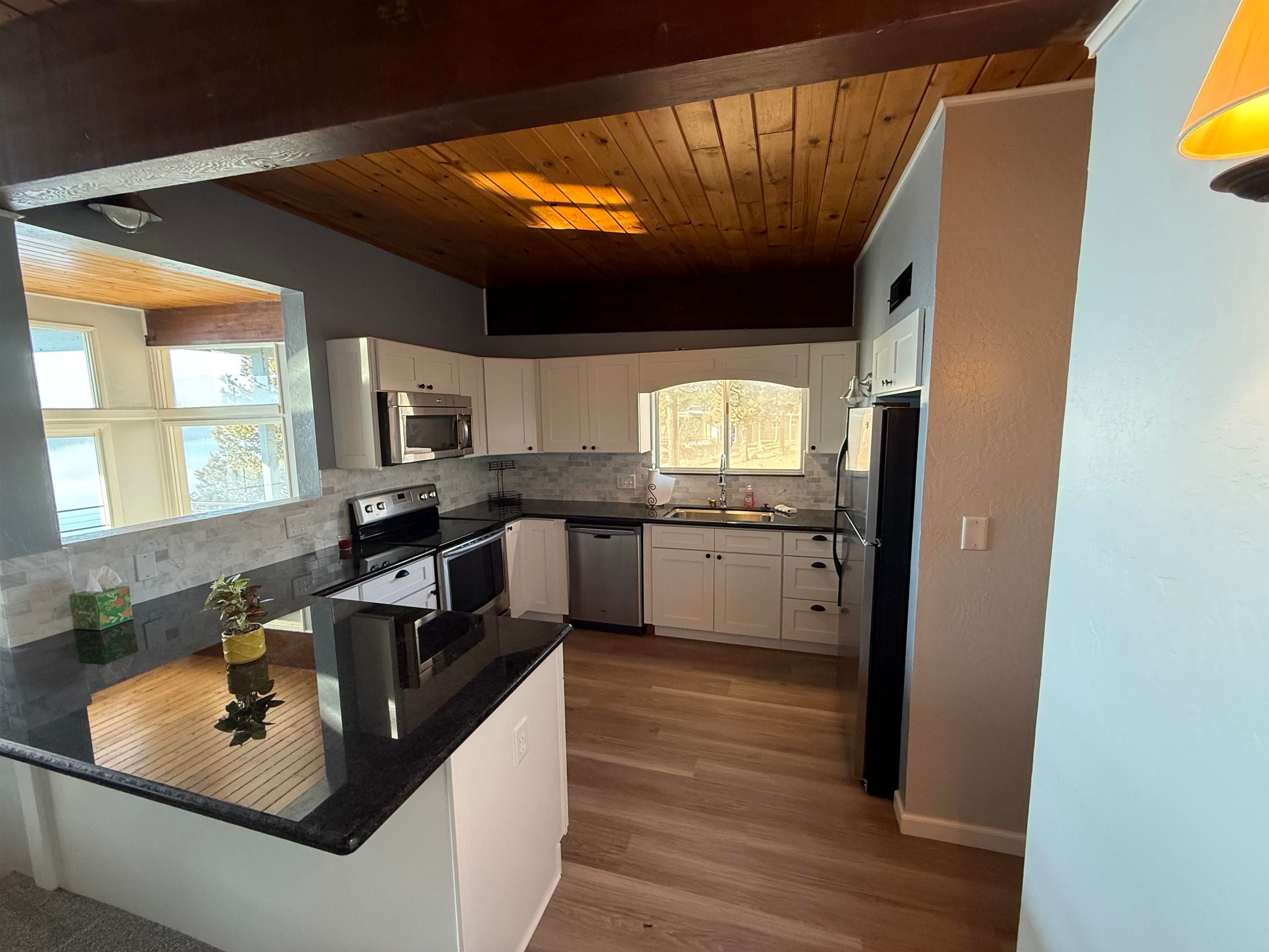 5136 Spear Point Road Weed, CA 96094 - Photo 8 of 18 Gallery Image 8