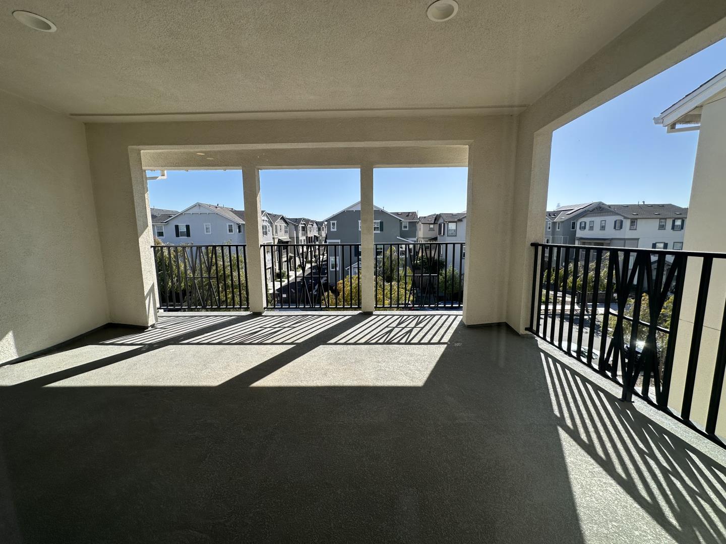 37649 Cape Cod Road Newark, CA 94560 - Photo 4 of 22