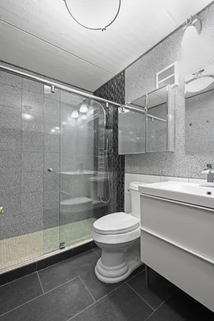 $135,000 | 5011 South Valley Lane, Unit 204, Streamwood, IL 60107