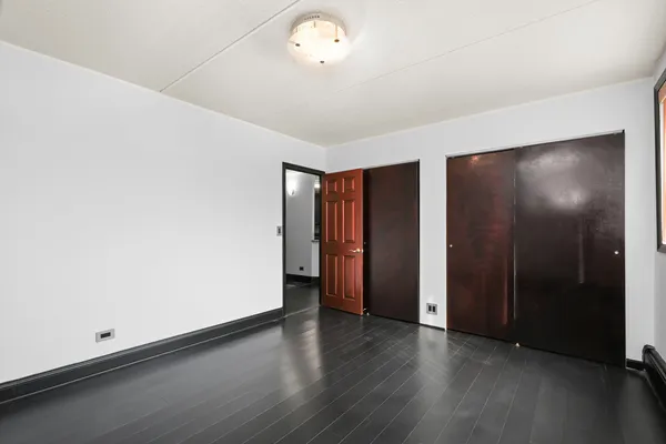 $135,000 | 5011 South Valley Lane, Unit 204, Streamwood, IL 60107