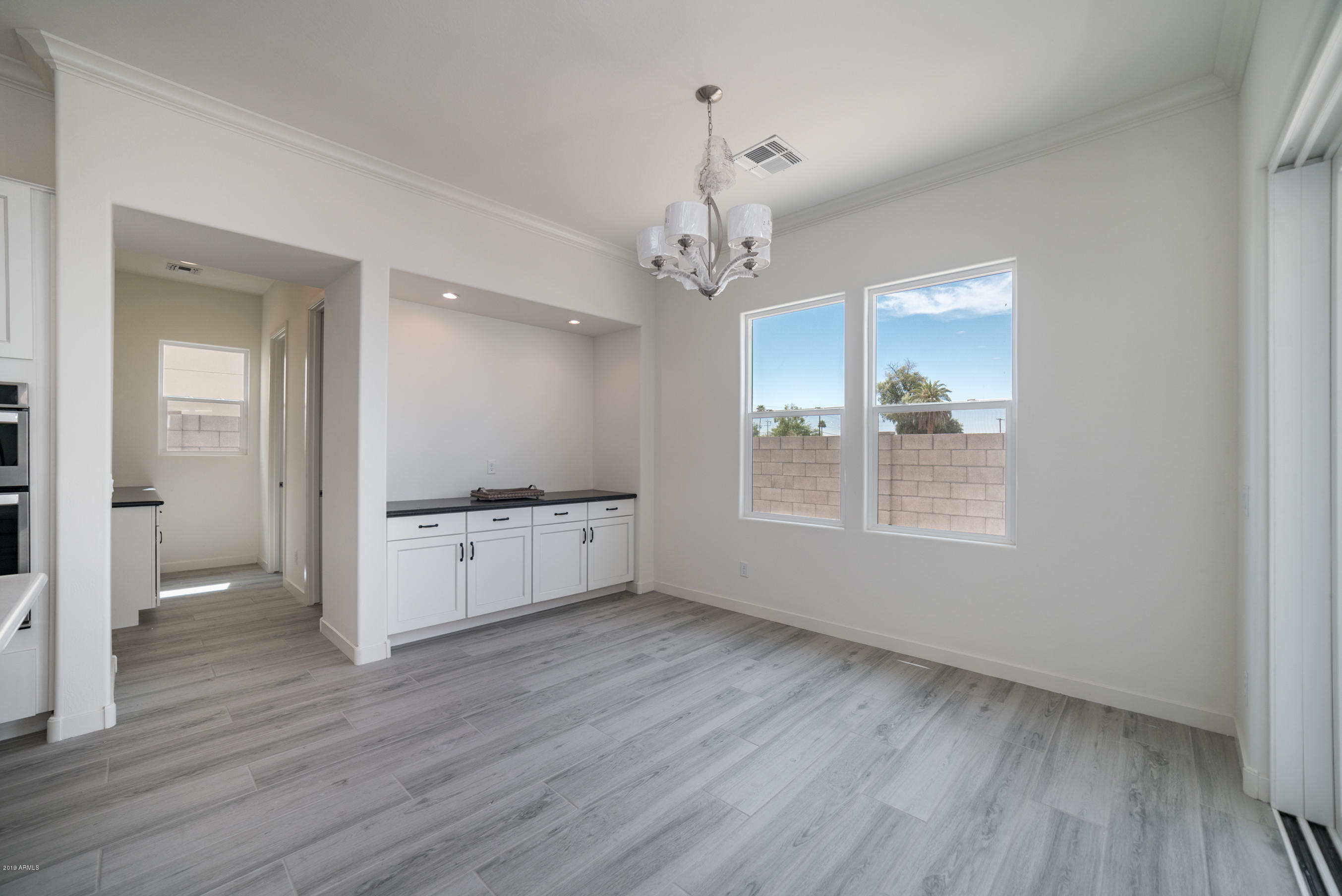 1555 East Ocotillo Road, Unit 18 Phoenix, AZ 85014 - Photo 8 of 26 DSC09542a