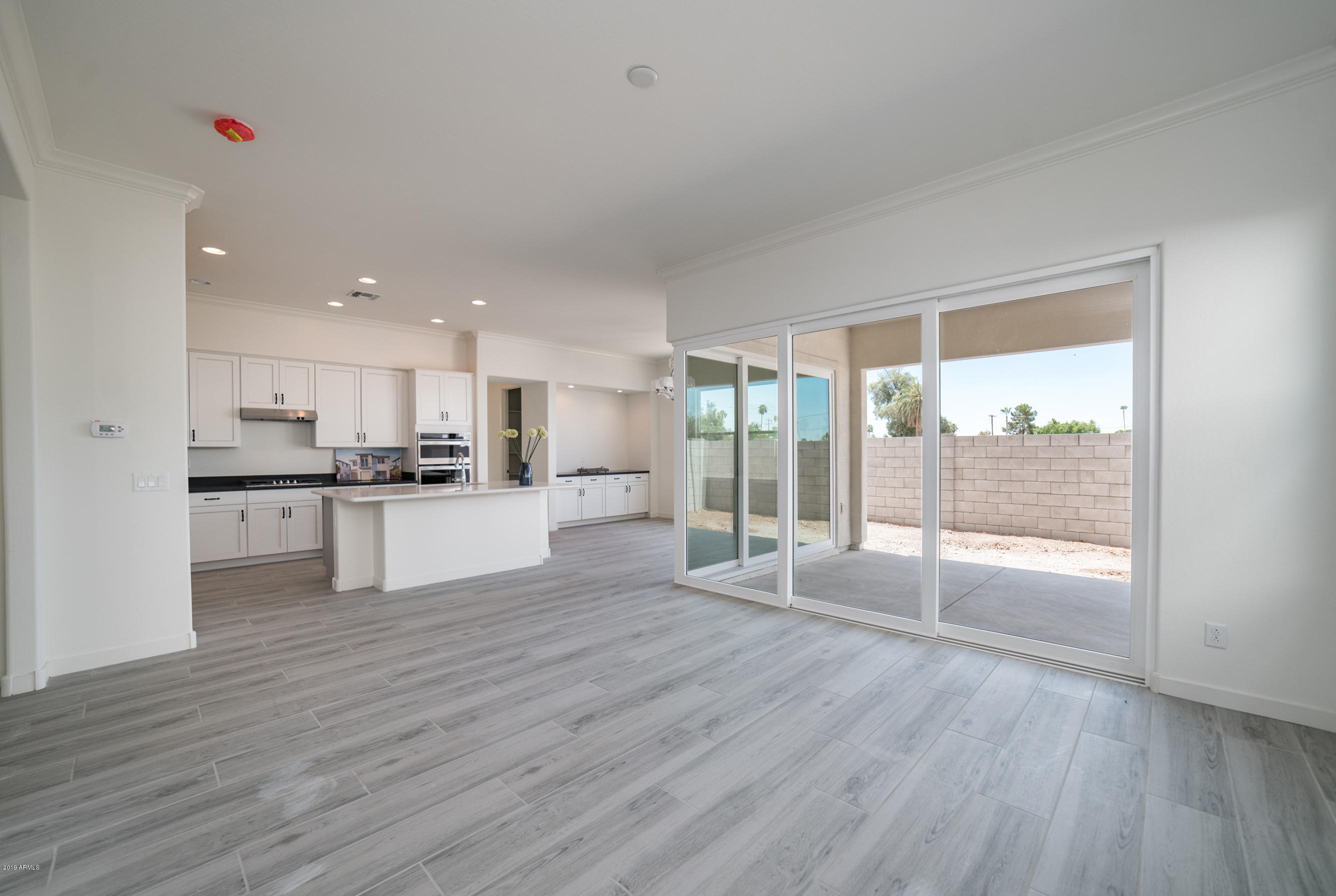 1555 East Ocotillo Road, Unit 18 Phoenix, AZ 85014 - Photo 10 of 26 DSC09540a