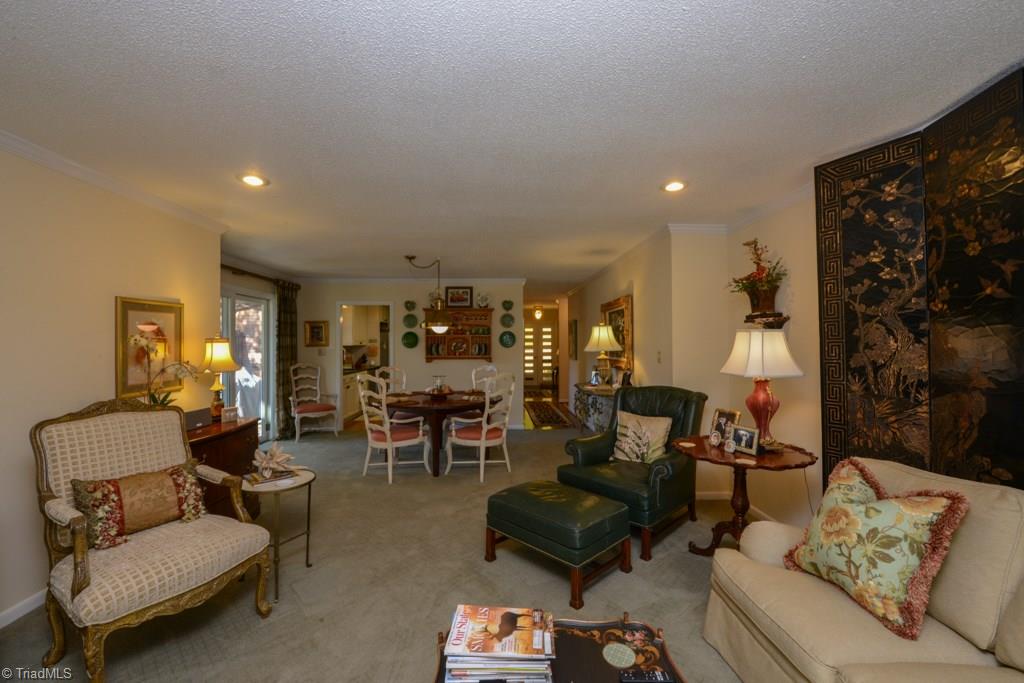 1107 Gatehouse Road High Point, NC 27262 - Photo 14 of 29 spacious great room with plenty of space to entertain