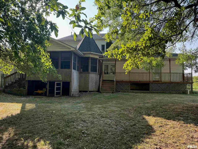 $349,000 | 102 West North Street, Ina, IL 62846