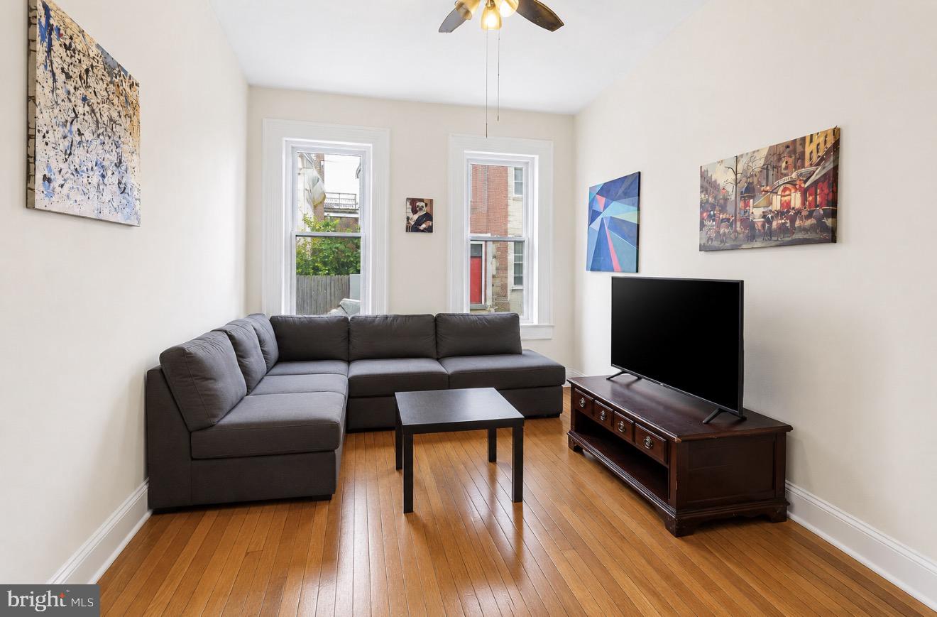 334 Reed Street Philadelphia, PA 19147 - Photo 8 of 38