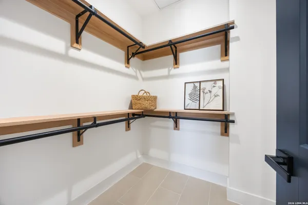 $239,000 | 10899 South Hausman Road, Unit 207, San Antonio, TX 78249