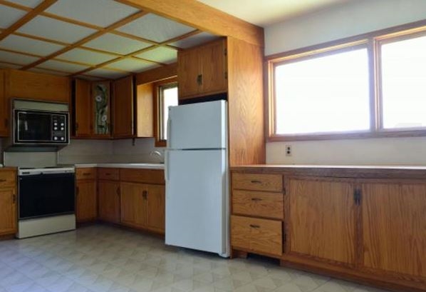 254 Air Park Road Shelburne, VT 05482 - Photo 4 of 21 Gallery Image 4