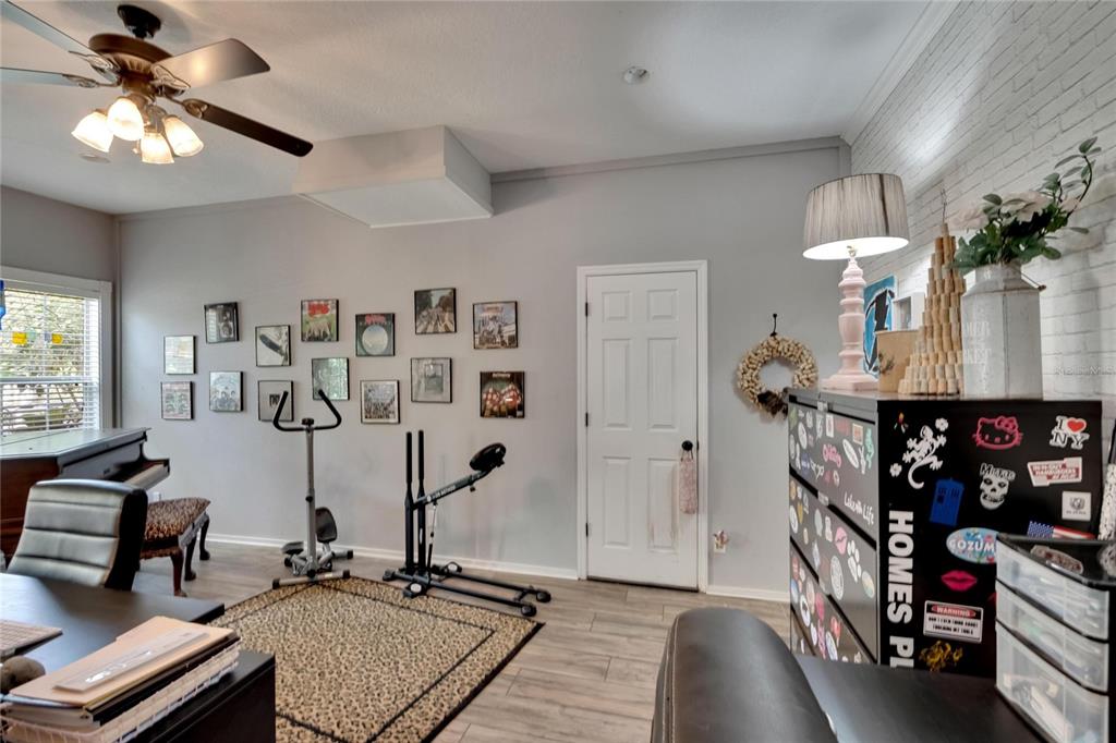 1617 Sydney Road Valrico, FL 33594 - Photo 34 of 90 Gallery Image 34