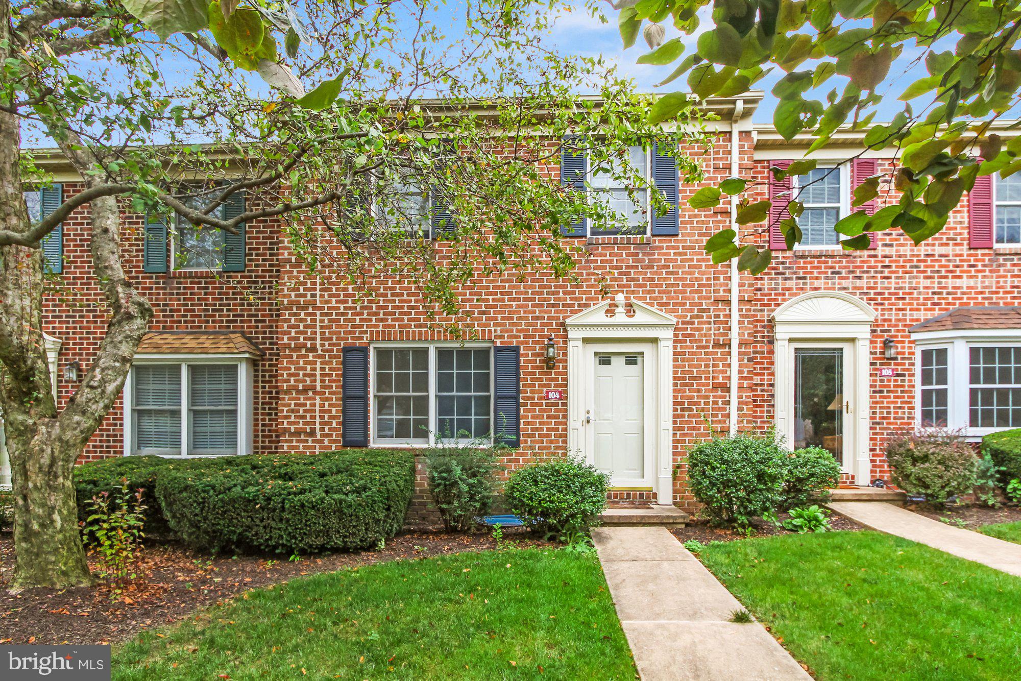 104 Chambers Ridge York, PA 17402 - Photo 2 of 24 Gallery Image 2