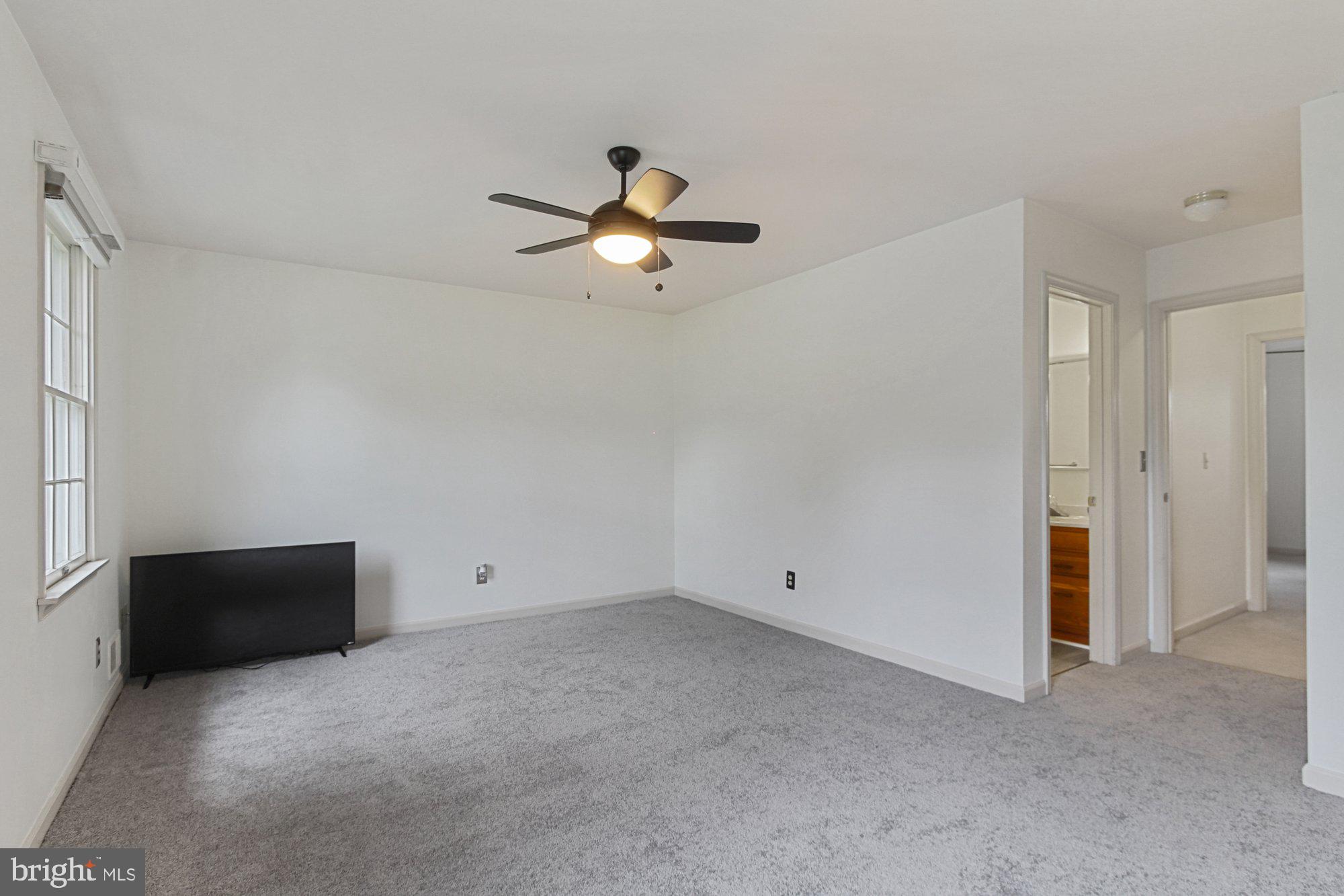 104 Chambers Ridge York, PA 17402 - Photo 16 of 24 Gallery Image 16