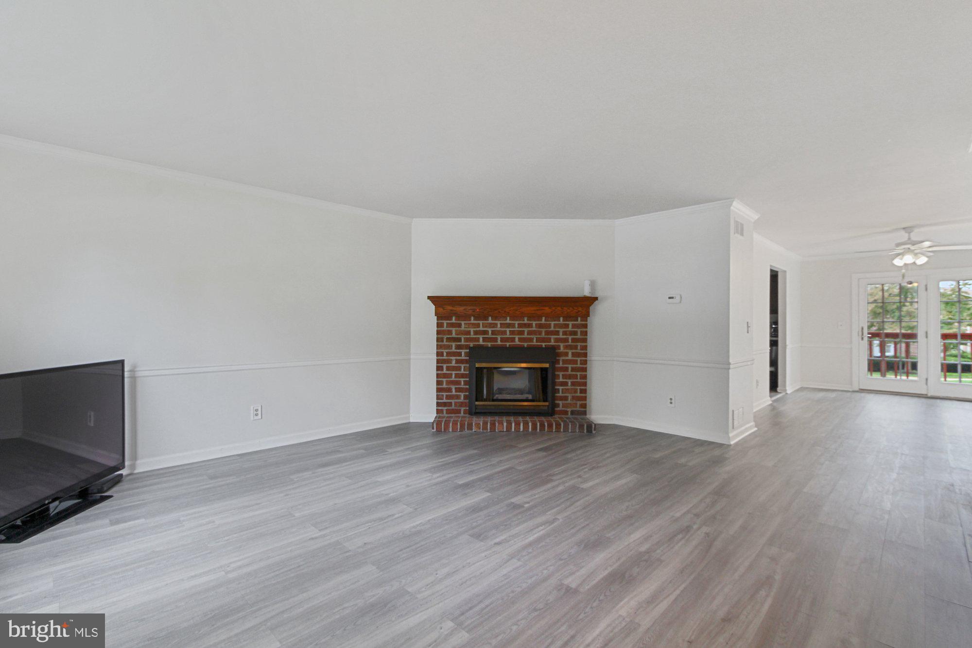 104 Chambers Ridge York, PA 17402 - Photo 3 of 24 Spacious living room