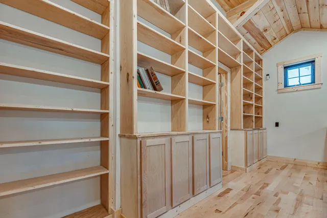 $574,900 | W3690 Belgium Kohler Road, Fredonia, WI 53021