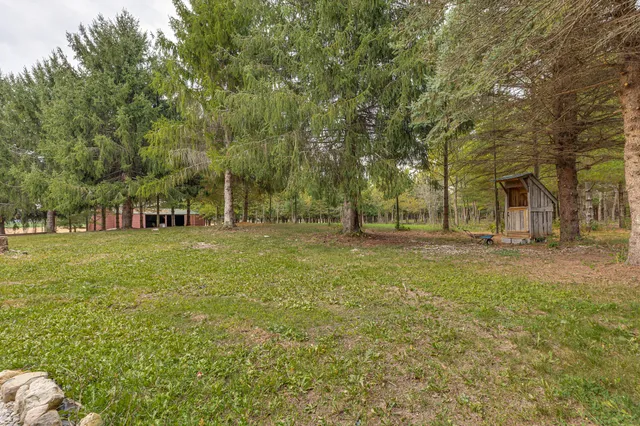 $574,900 | W3690 Belgium Kohler Road, Fredonia, WI 53021