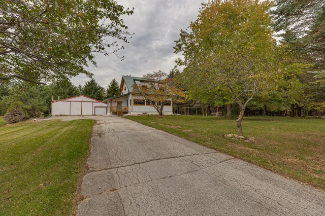 $574,900 | W3690 Belgium Kohler Road, Fredonia, WI 53021