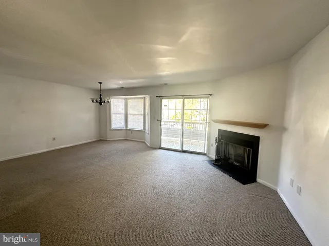 $2,550 | 102 Sequoia Court, Unit 6, Princeton, NJ 08540