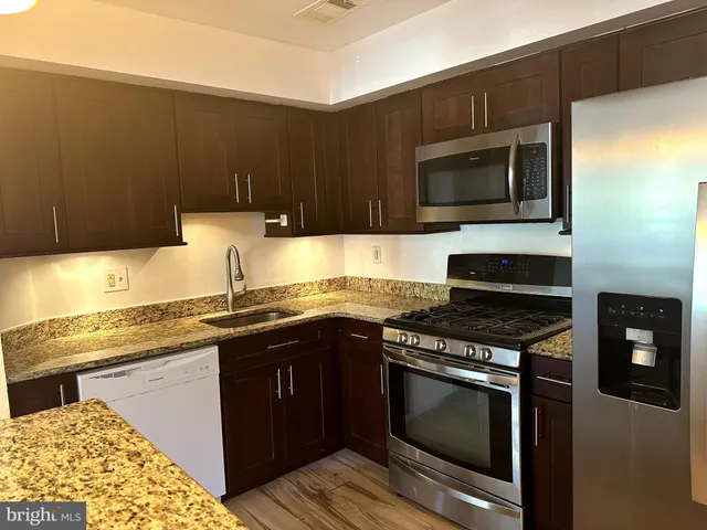 $2,550 | 102 Sequoia Court, Unit 6, Princeton, NJ 08540