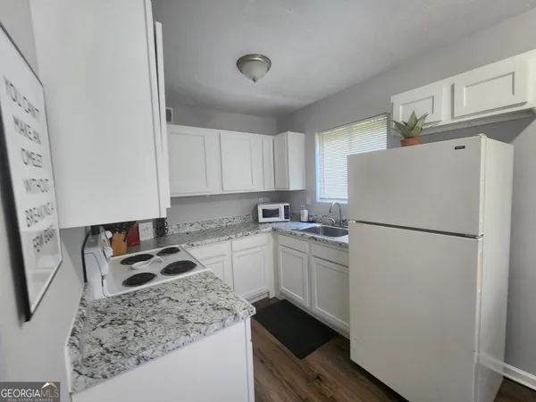 $1,200 | 917 Oakview Avenue, Unit B, Columbus, GA 31906