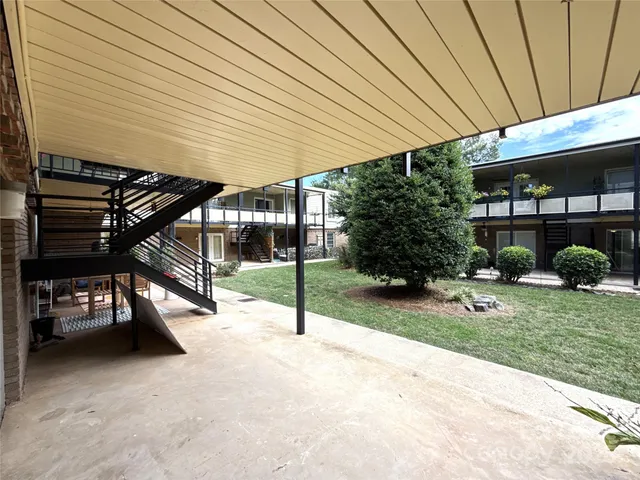 $1,450 | 2610 Park Road, Unit A, Charlotte, NC 28209