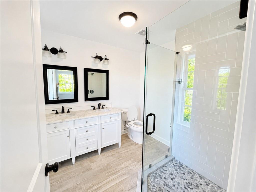 4586 Peachtree Dunwoody Road Atlanta, GA 30342 - Photo 7 of 15