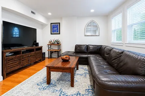 $799,000 | 15 Garrison Street, Unit 1, Boston, MA 02116