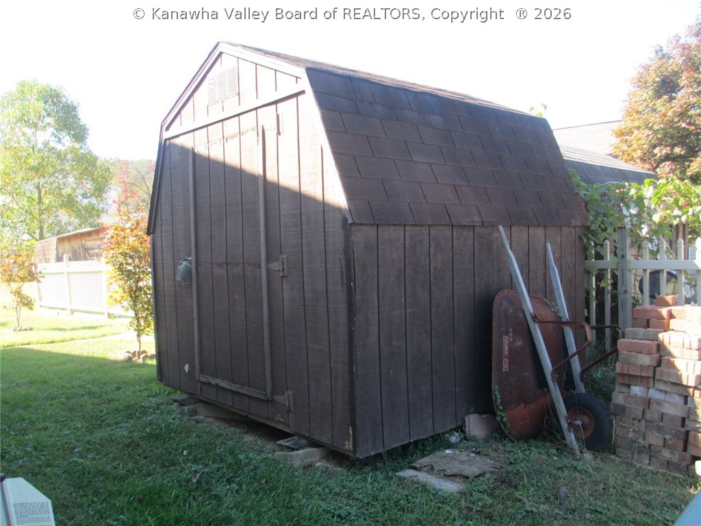 140 Rolling Acres Road Winfield, WV 25213 - Photo 16 of 24 Gallery Image 16
