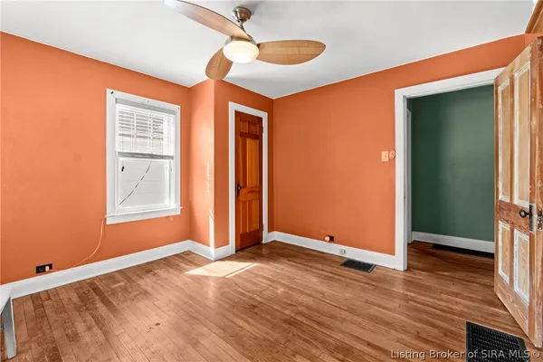 $189,900 | 907 Allison Lane, Jeffersonville, IN 47130