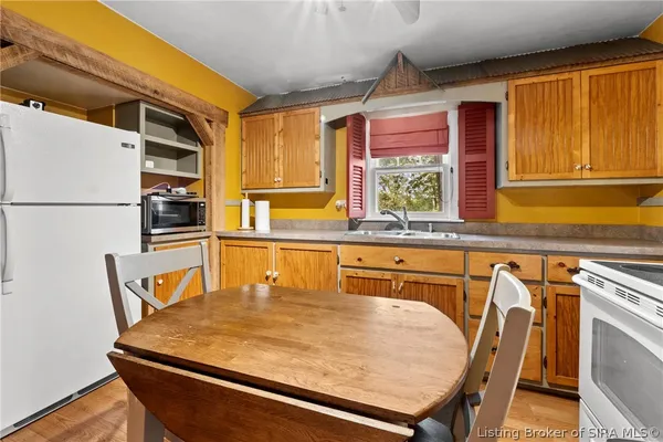 $189,900 | 907 Allison Lane, Jeffersonville, IN 47130