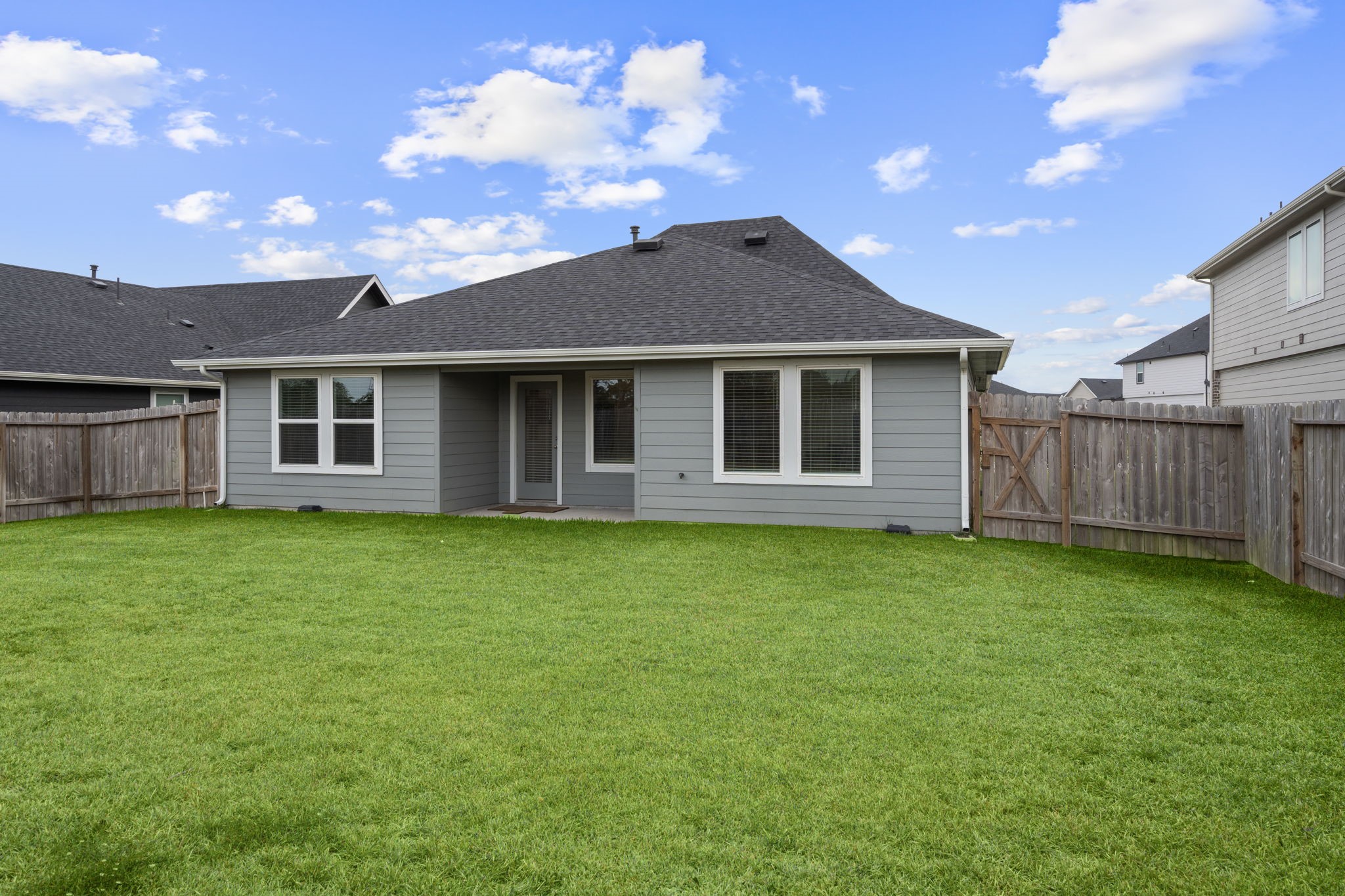 2804 Willow Gulch Way Rosenberg, TX 77469 - Photo 20 of 22 Backyard