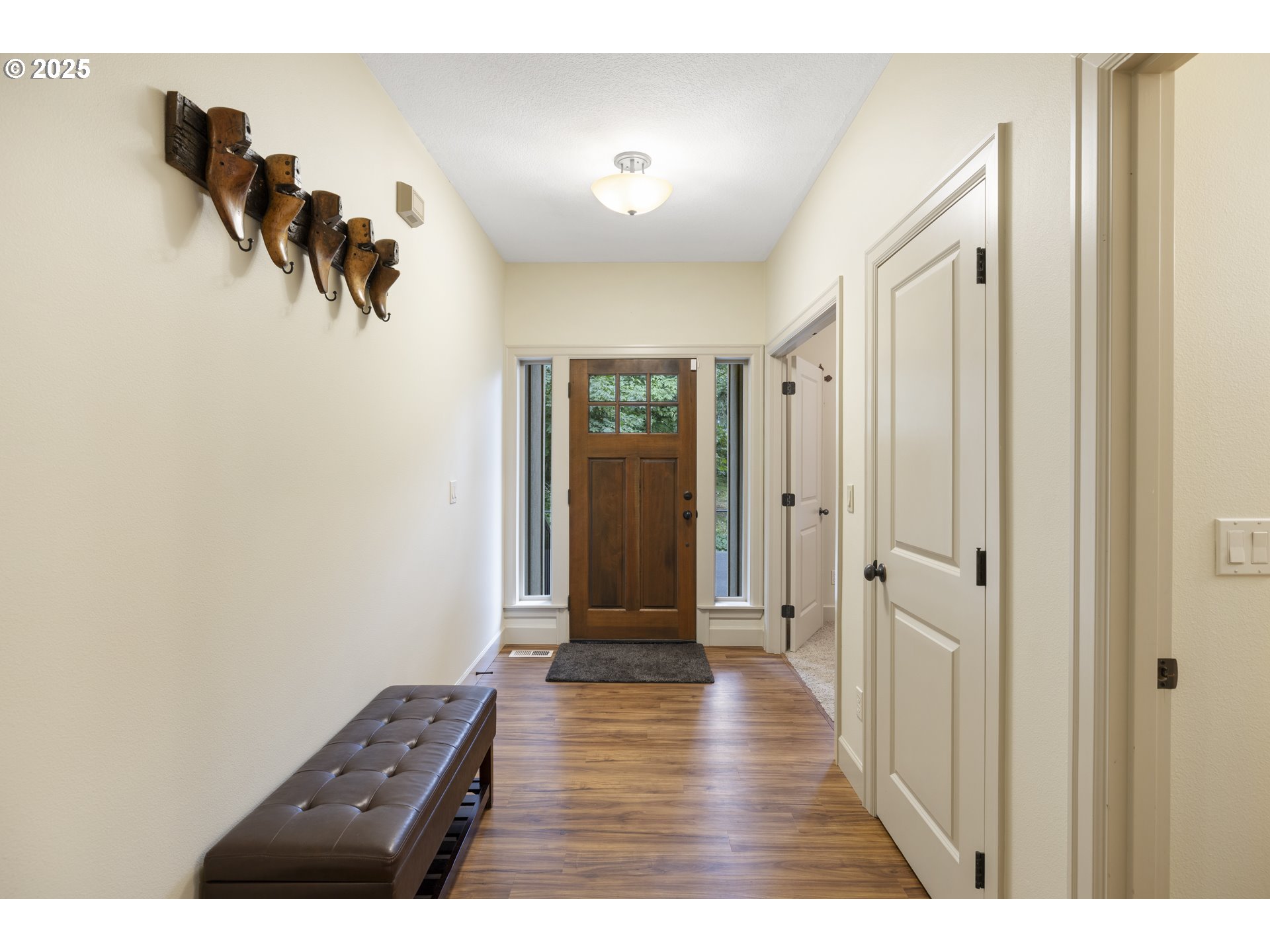 39913 Wall Street Sandy, OR 97055 - Photo 4 of 41 Gallery Image 4