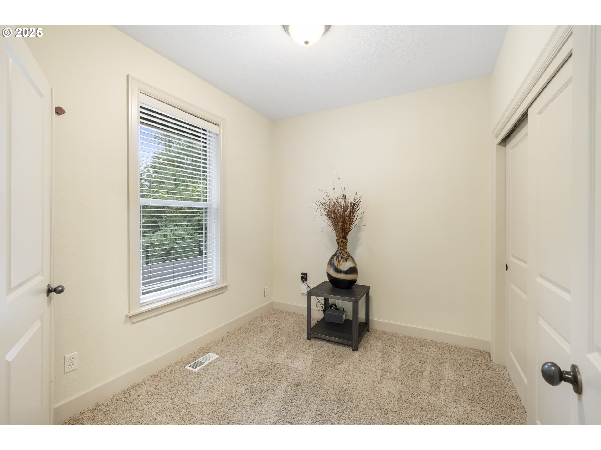 39913 Wall Street Sandy, OR 97055 - Photo 5 of 41 Gallery Image 5
