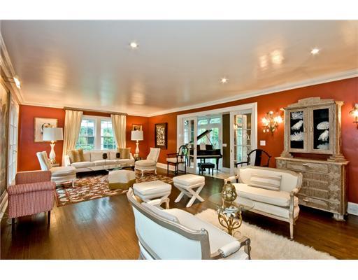 593 Hollow Tree Ridge Road Darien, CT 06820 - Photo 3 of 20 a living room with furniture and large windows