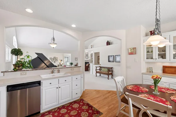 $599,900 | 16807 49th Place North, Plymouth, MN 55446