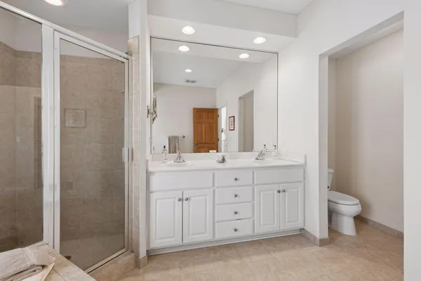 $599,900 | 16807 49th Place North, Plymouth, MN 55446