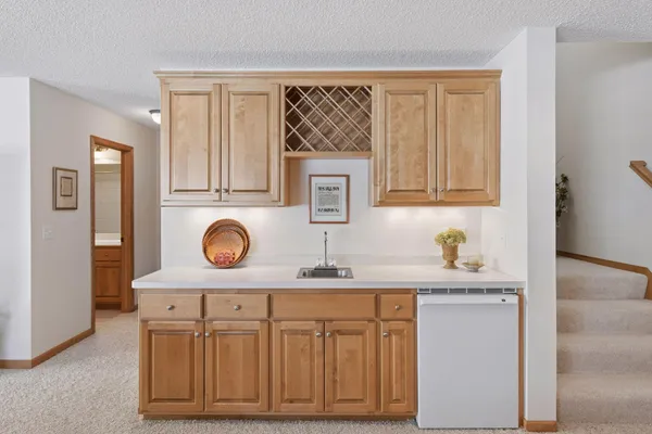 $599,900 | 16807 49th Place North, Plymouth, MN 55446