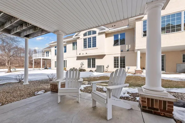 $599,900 | 16807 49th Place North, Plymouth, MN 55446