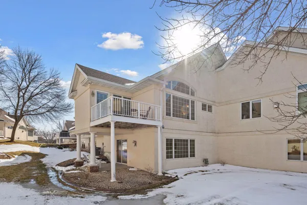 $599,900 | 16807 49th Place North, Plymouth, MN 55446