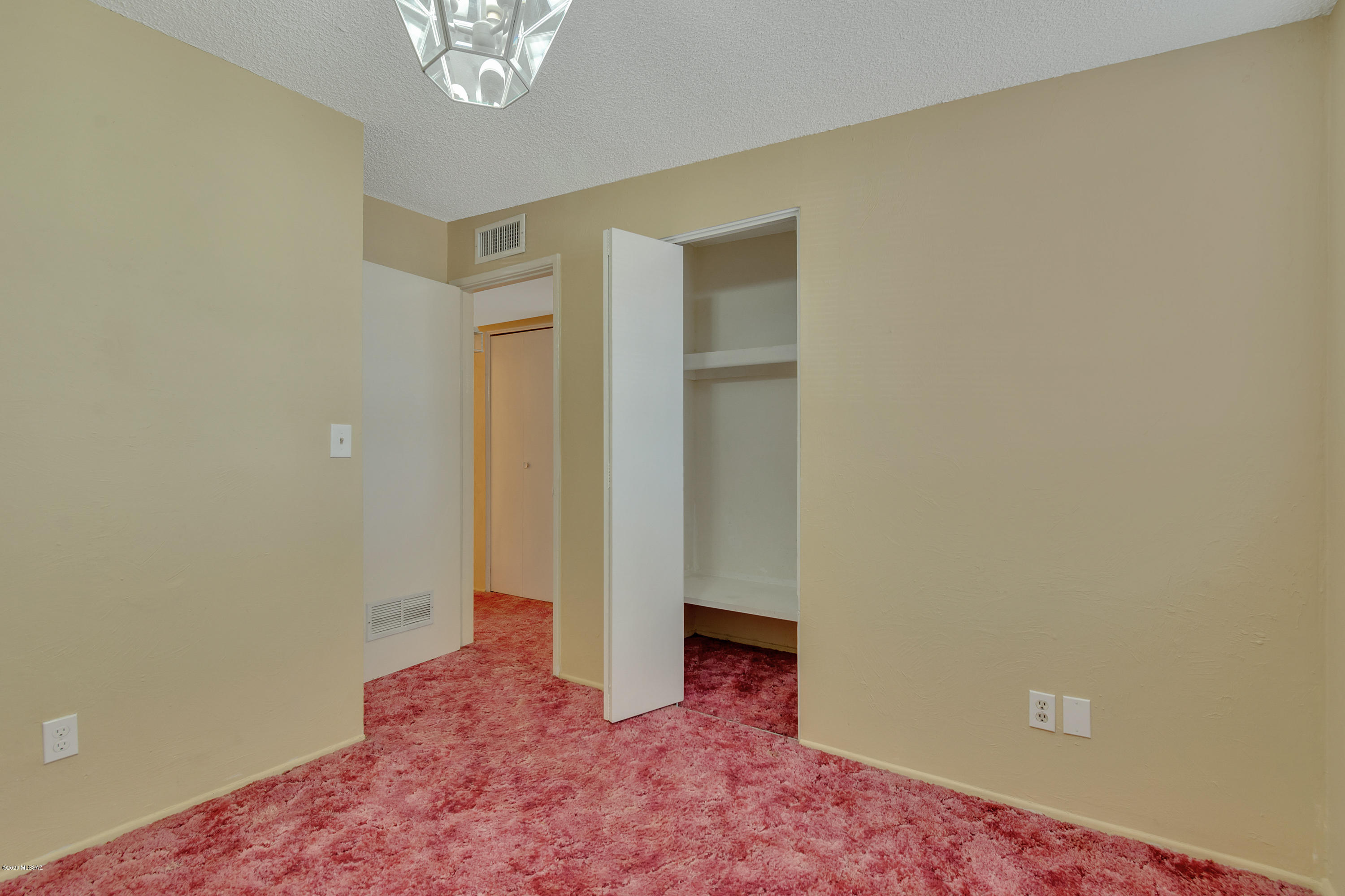 3960 North Pomona Road Tucson, AZ 85705 - Photo 10 of 20 Gallery Image 10