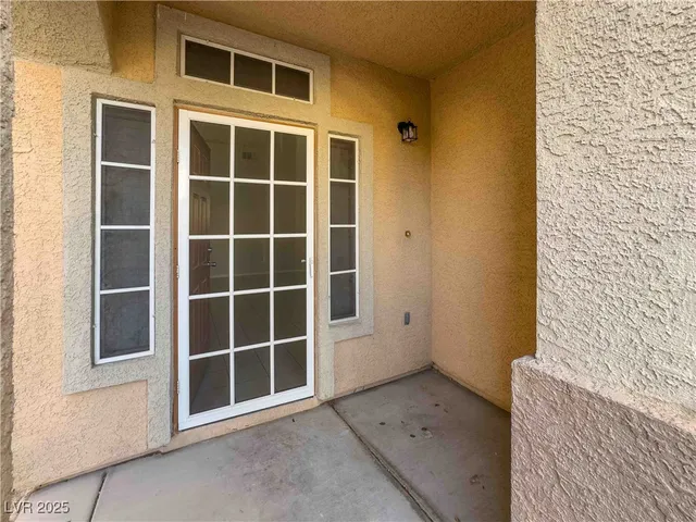 $1,975 | 5255 Cedar Bend Drive, North Las Vegas, NV 89031