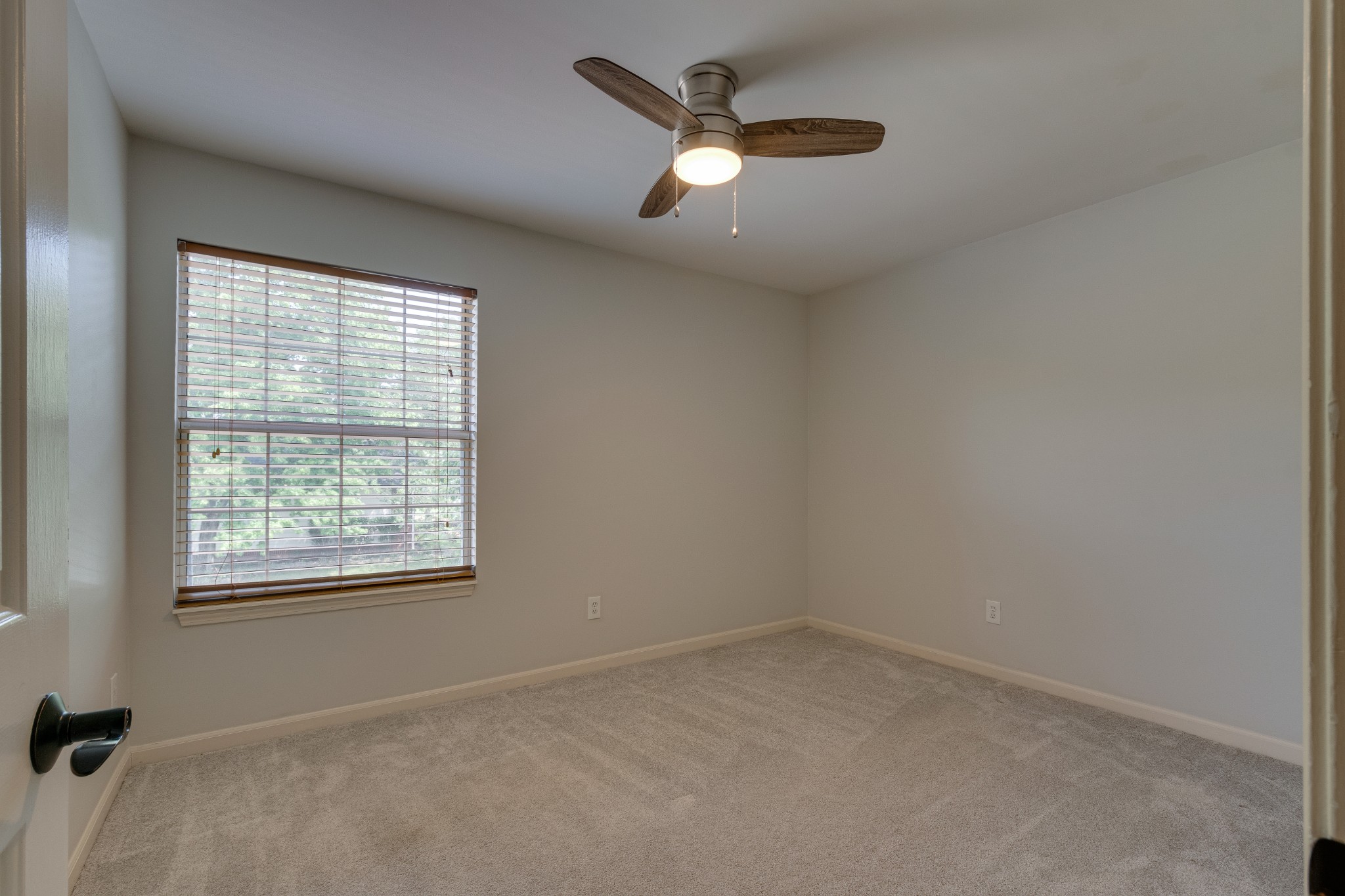 136 Cavalcade Circle Franklin, TN 37069 - Photo 21 of 31 an empty room with a window