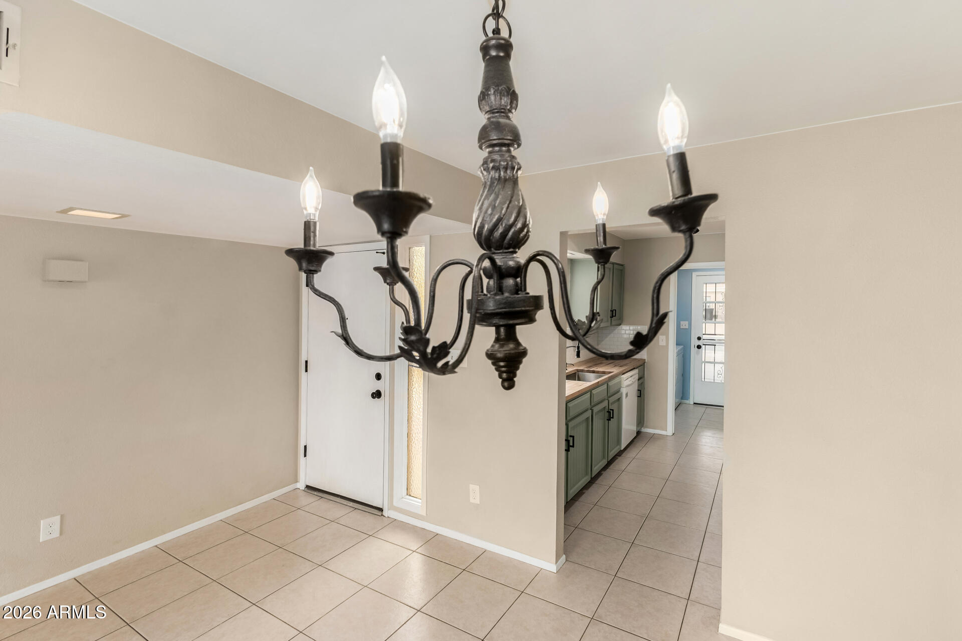 5308 South La Rosa Drive Tempe, AZ 85283 - Photo 10 of 33 15 - La Rosa