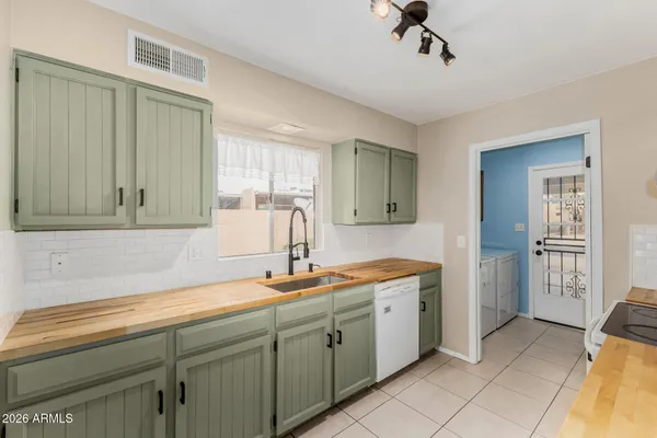 $314,900 | 5308 South La Rosa Drive, Tempe, AZ 85283