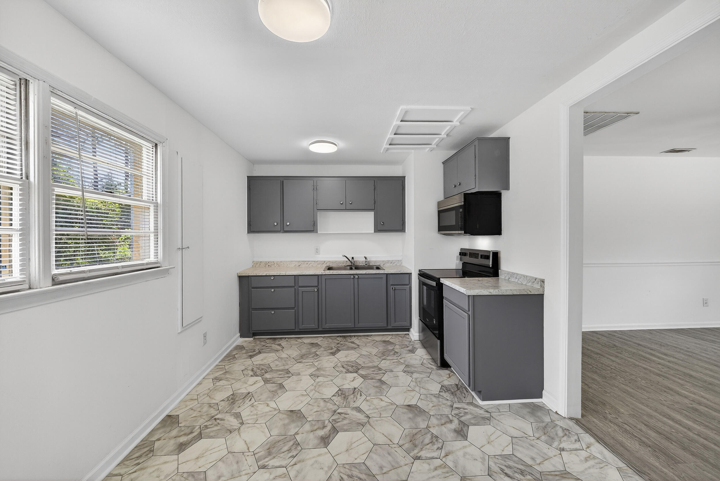 2002 Evergreen Drive Augusta, GA 30909 - Photo 18 of 42 30_r6ii1112-edit