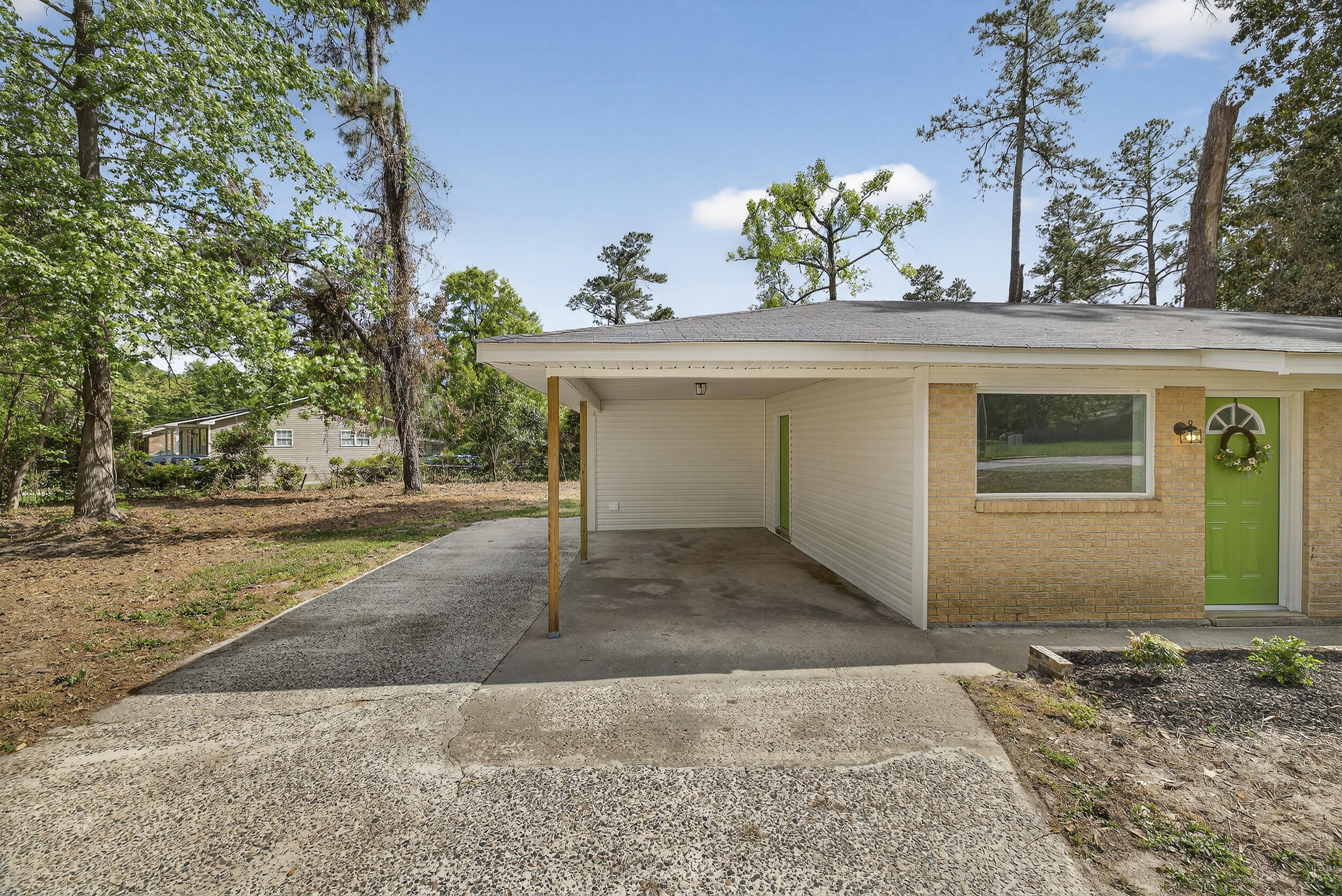2002 Evergreen Drive Augusta, GA 30909 - Photo 5 of 42 6_r6ii1578-edit