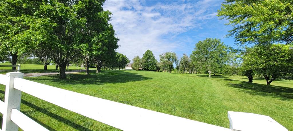 1010 North Prairie Lane Raymore, MO 64083 - Photo 5 of 56