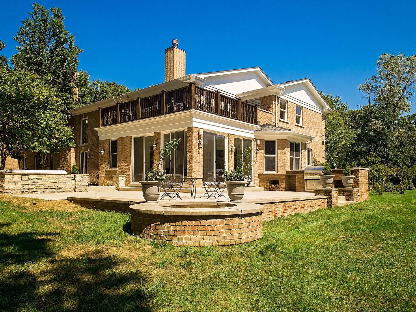 700 Timber Trail Riverwoods, IL 60015 - Photo 48 of 55 a view of a house with swimming pool and sitting area